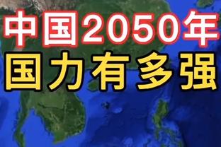 重量级拳击手泰森-富里造访老特拉福德，赛前与弗格森爵士合影